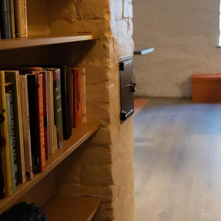 Private In Apartment