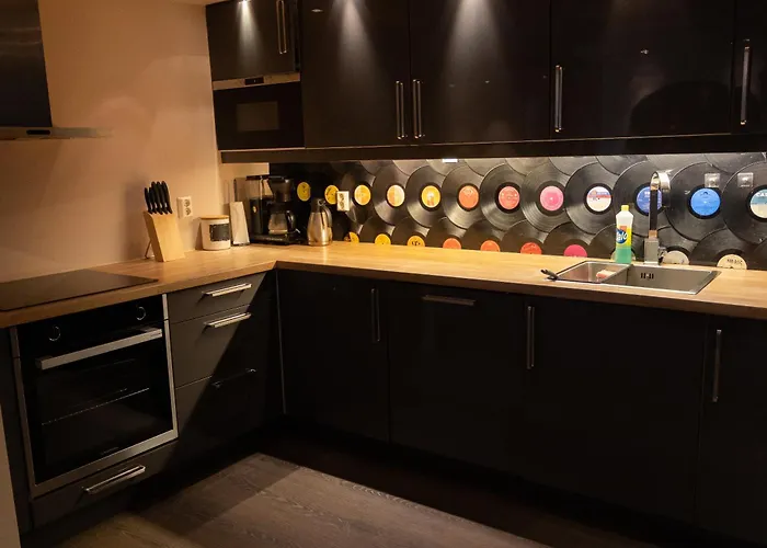 Private In Apartment