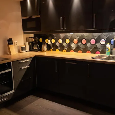 Private In Apartment