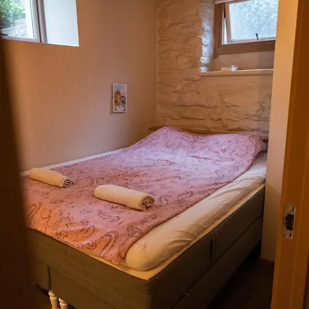 Private In Lejlighed Bergen